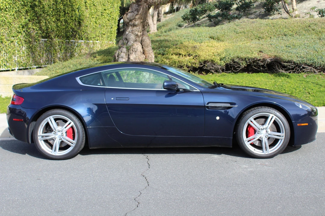 2009 Aston Martin V8 Vantage (2006-2017) - Image 3 of 21