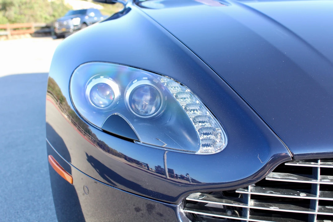 2009 Aston Martin V8 Vantage (2006-2017) - Image 16 of 21