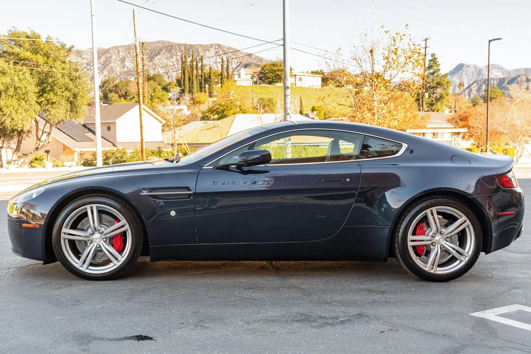 2009 Aston Martin V8 Vantage (2006-2017) - Image 3 of 31