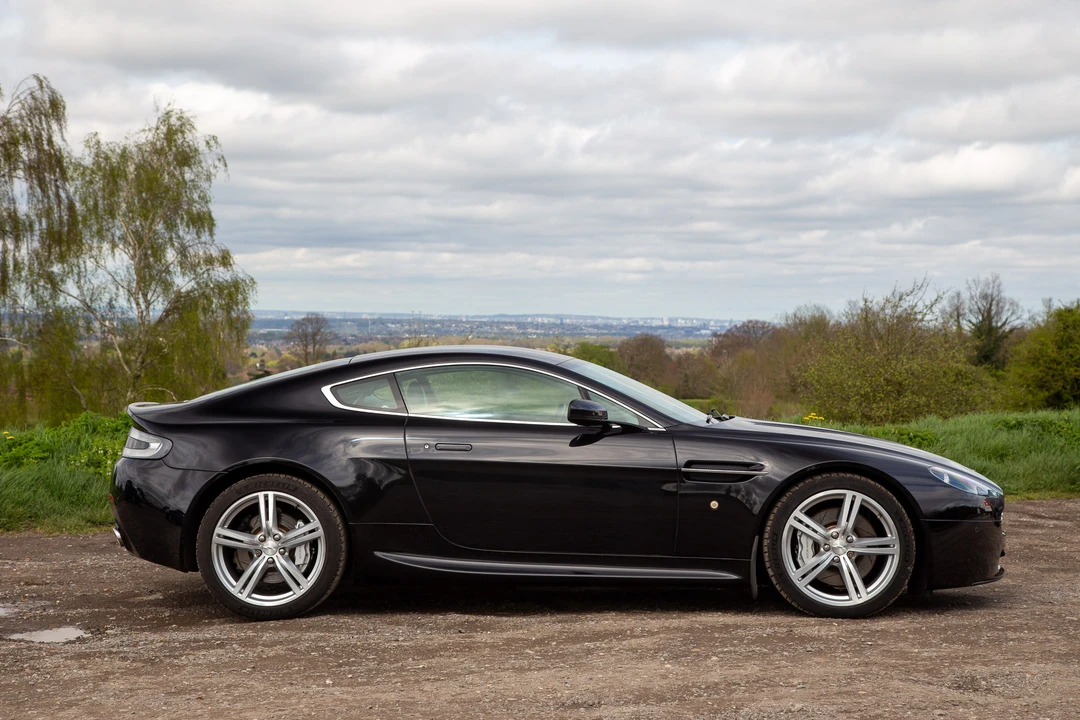 2009 Aston Martin V8 Vantage (2006-2017) - Image 19 of 31