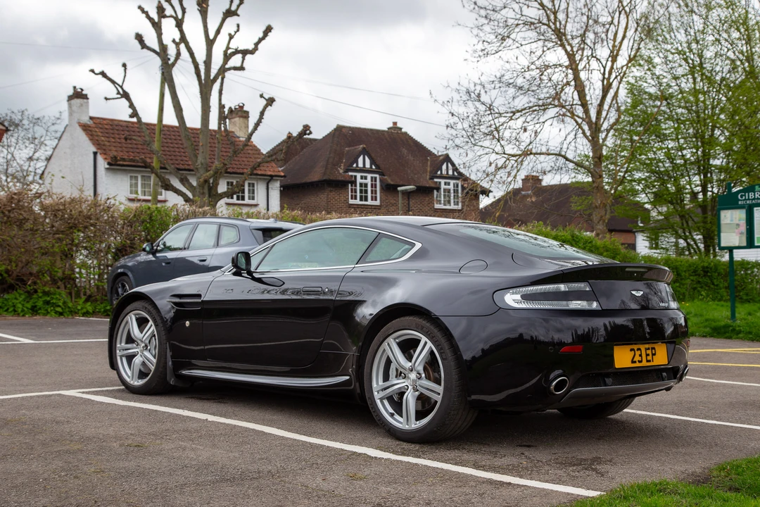 2009 Aston Martin V8 Vantage (2006-2017) - Image 5 of 31
