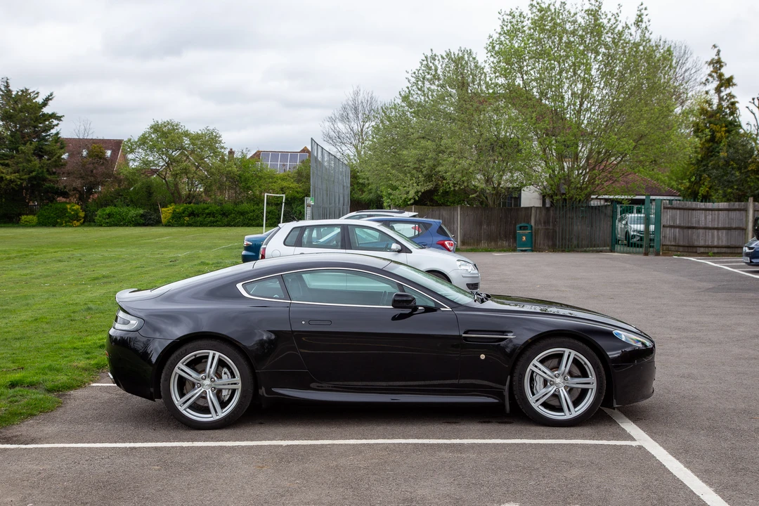 2009 Aston Martin V8 Vantage (2006-2017) - Image 16 of 31