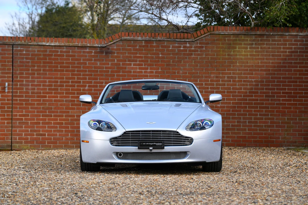 2009 Aston Martin V8 Vantage (2006-2017) - Image 6 of 31