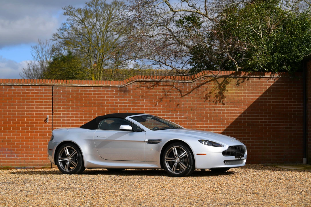 2009 Aston Martin V8 Vantage (2006-2017) - Image 4 of 31