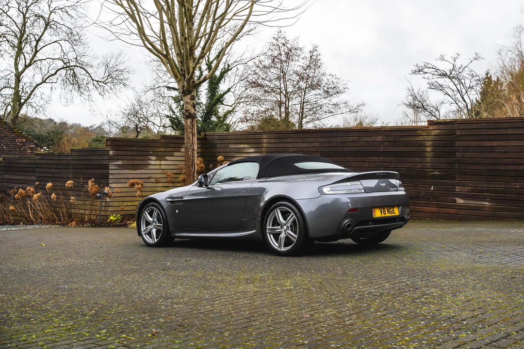 2009 Aston Martin V8 Vantage (2006-2017) - Image 13 of 31