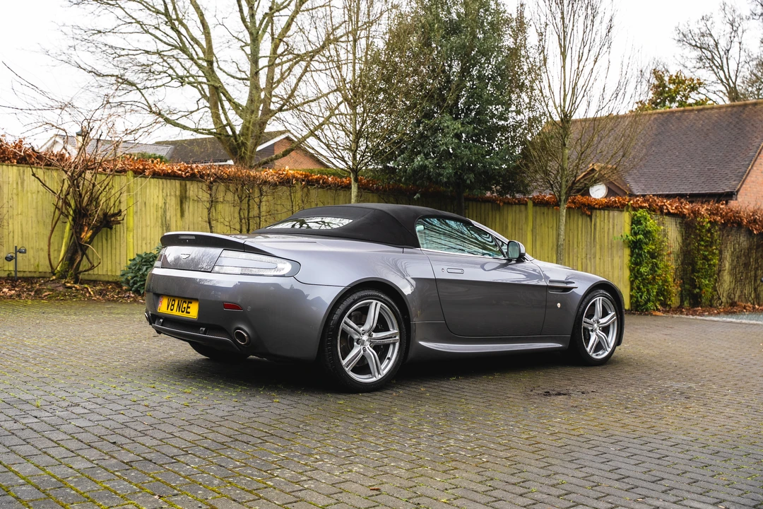 2009 Aston Martin V8 Vantage (2006-2017) - Image 15 of 31