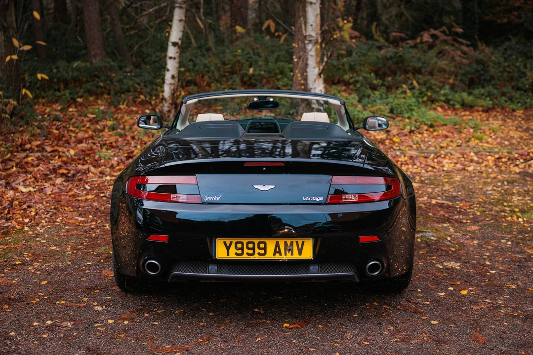 2009 Aston Martin V8 Vantage (2006-2017) - Image 13 of 21
