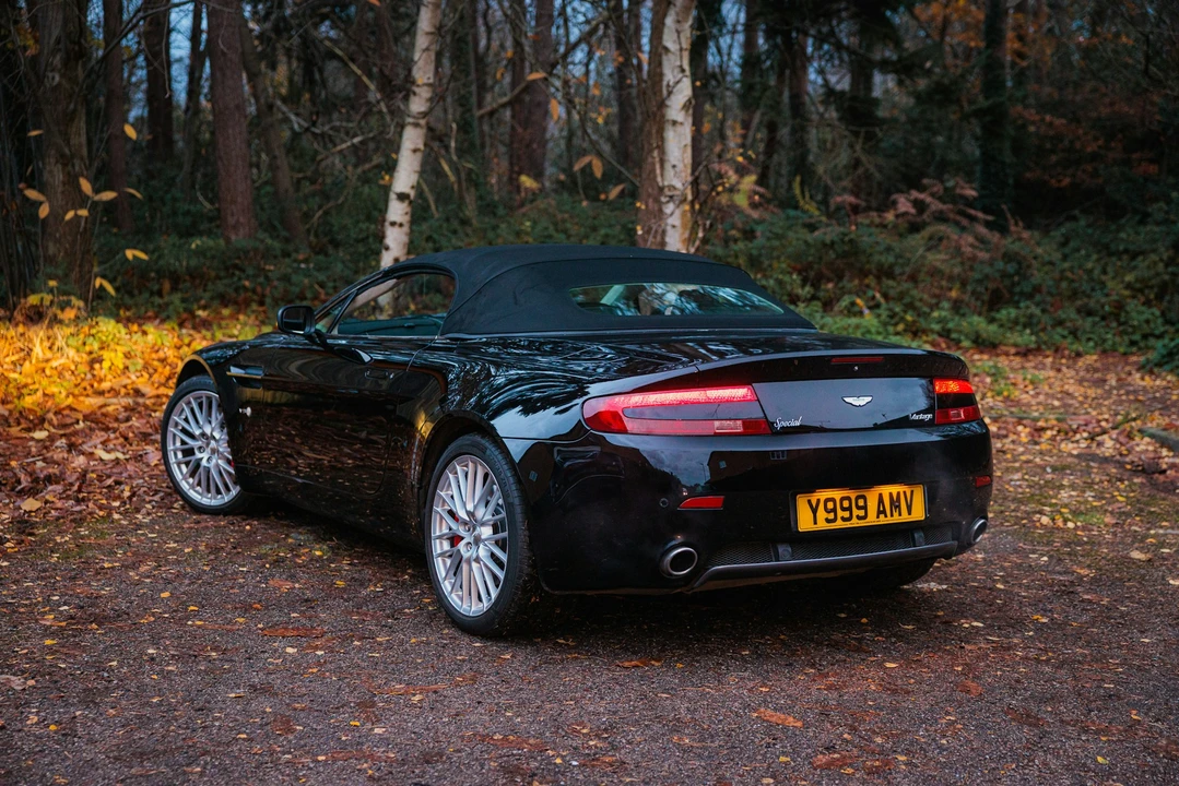 2009 Aston Martin V8 Vantage (2006-2017) - Image 20 of 21