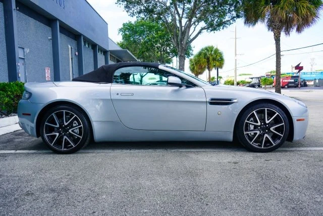 2009 Aston Martin V8 Vantage (2006-2017) - Image 14 of 31