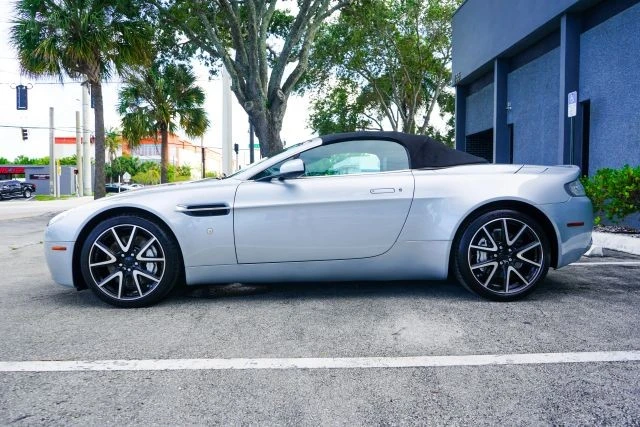 2009 Aston Martin V8 Vantage (2006-2017) - Image 13 of 31