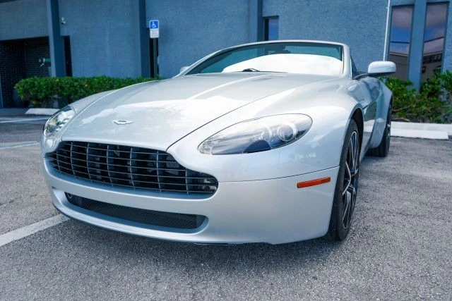 2009 Aston Martin V8 Vantage (2006-2017) - Image 26 of 31