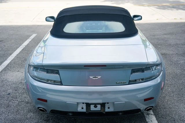 2009 Aston Martin V8 Vantage (2006-2017) - Image 16 of 31