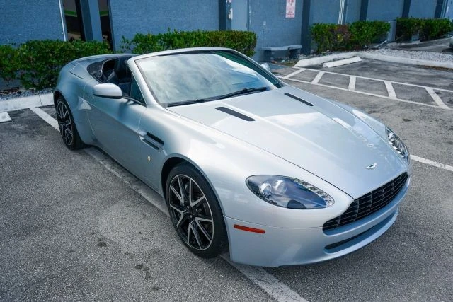 2009 Aston Martin V8 Vantage (2006-2017) - Image 21 of 31