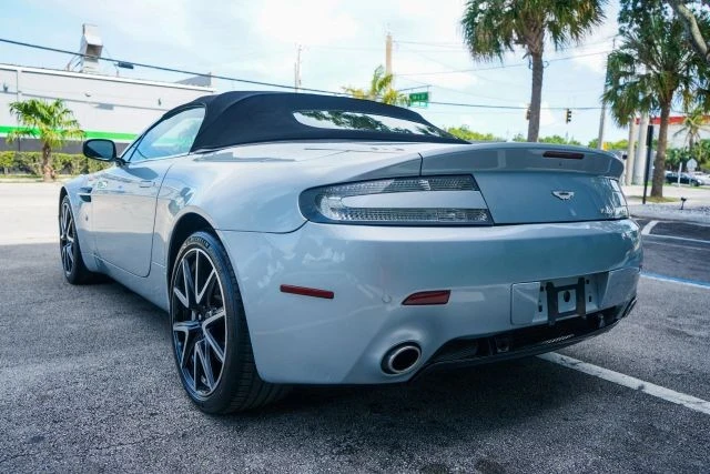 2009 Aston Martin V8 Vantage (2006-2017) - Image 17 of 31