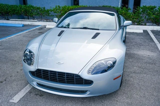 2009 Aston Martin V8 Vantage (2006-2017) - Image 11 of 31