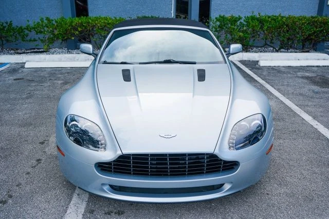 2009 Aston Martin V8 Vantage (2006-2017) - Image 9 of 31