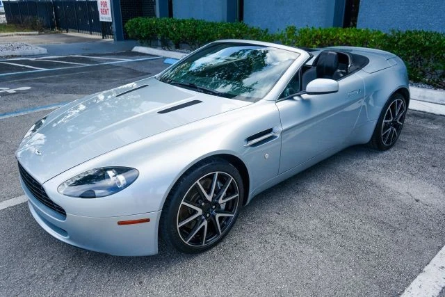 2009 Aston Martin V8 Vantage (2006-2017) - Image 29 of 31