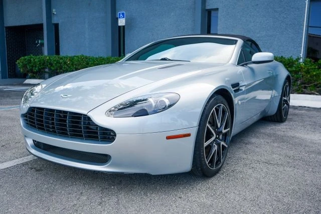 2009 Aston Martin V8 Vantage (2006-2017) - Image 12 of 31
