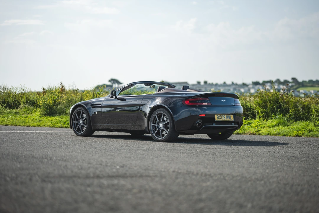 2009 Aston Martin V8 Vantage (2006-2017) - Image 13 of 31