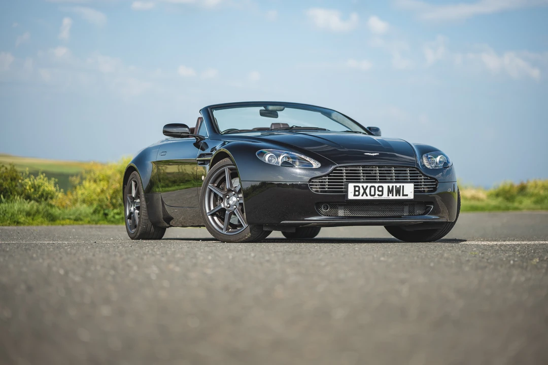 2009 Aston Martin V8 Vantage (2006-2017) - Image 9 of 31