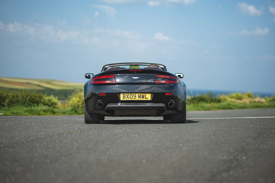 2009 Aston Martin V8 Vantage (2006-2017) - Image 14 of 31