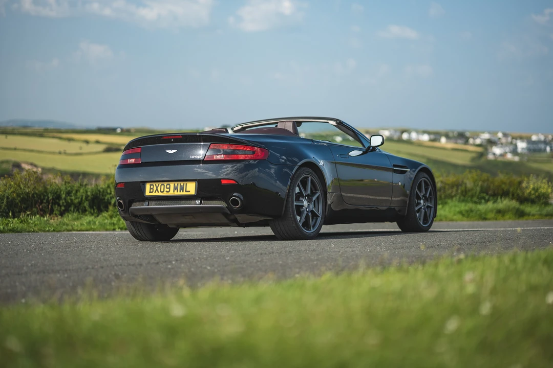 2009 Aston Martin V8 Vantage (2006-2017) - Image 7 of 31