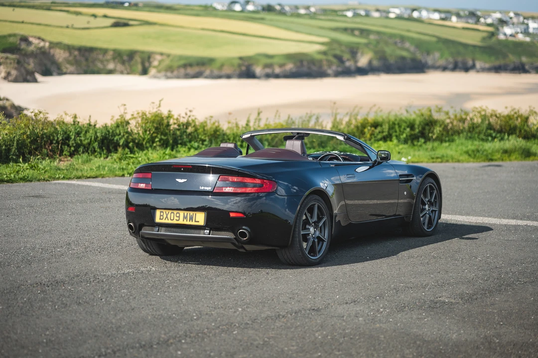 2009 Aston Martin V8 Vantage (2006-2017) - Image 15 of 31