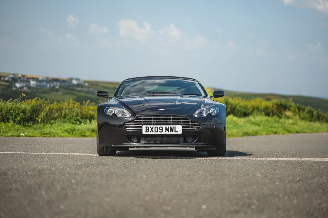 2009 Aston Martin V8 Vantage (2006-2017) - Image 2 of 31
