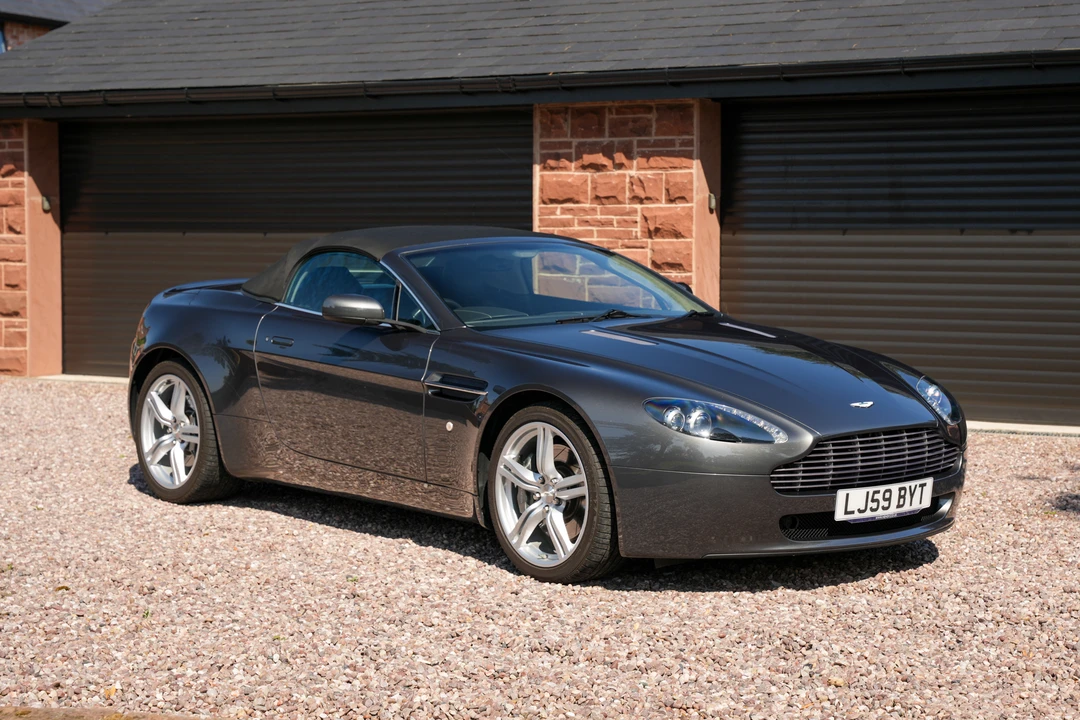 2009 Aston Martin V8 Vantage (2006-2017) - Image 3 of 31