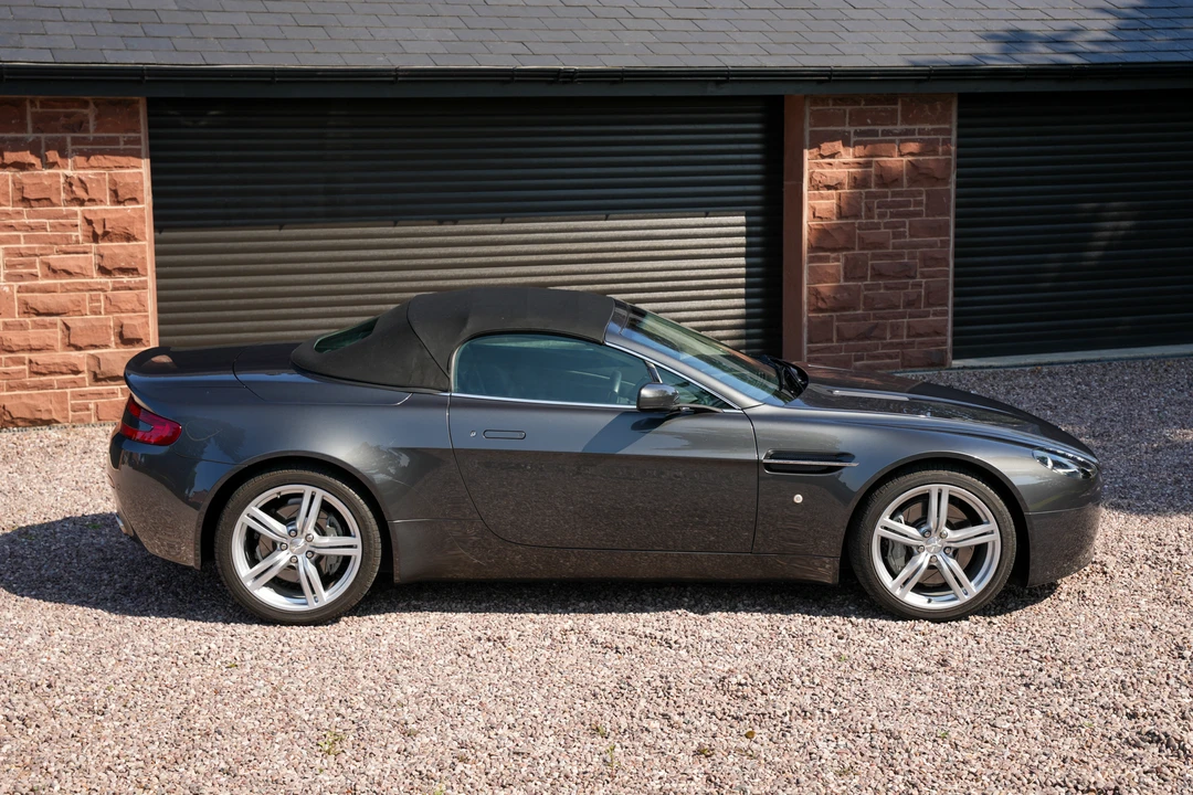 2009 Aston Martin V8 Vantage (2006-2017) - Image 18 of 31