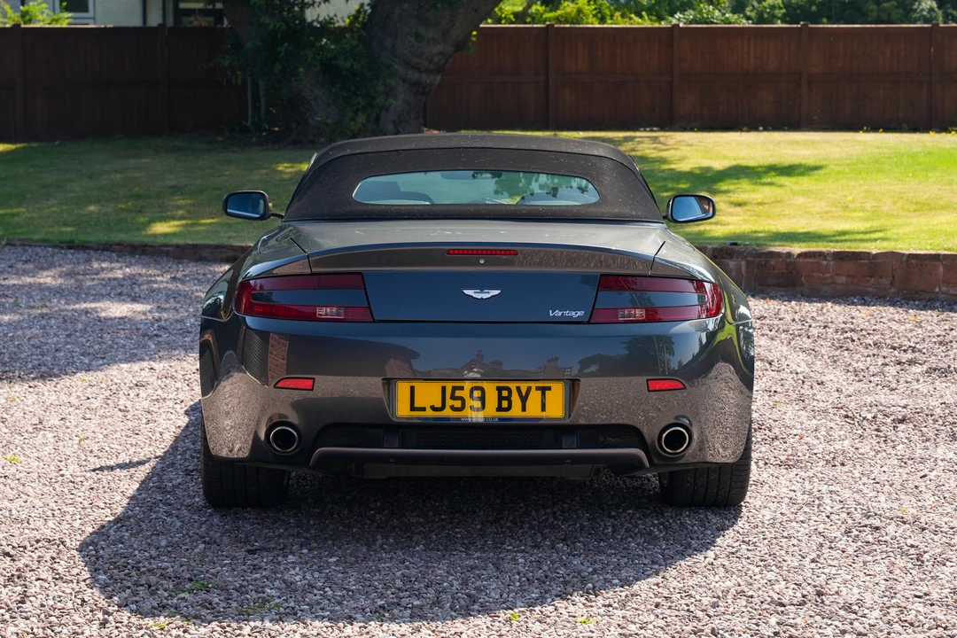 2009 Aston Martin V8 Vantage (2006-2017) - Image 20 of 31