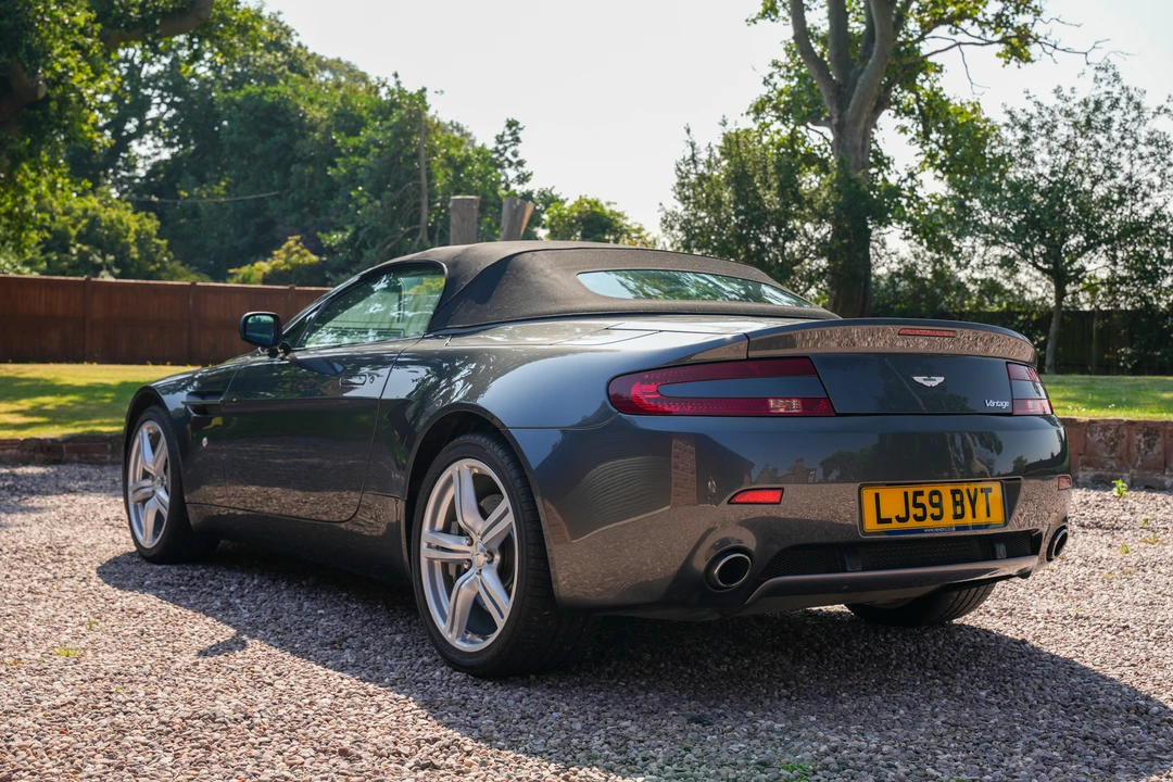 2009 Aston Martin V8 Vantage (2006-2017) - Image 7 of 31