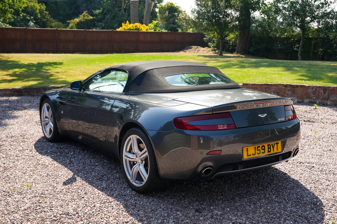 2009 Aston Martin V8 Vantage (2006-2017) - Image 21 of 31