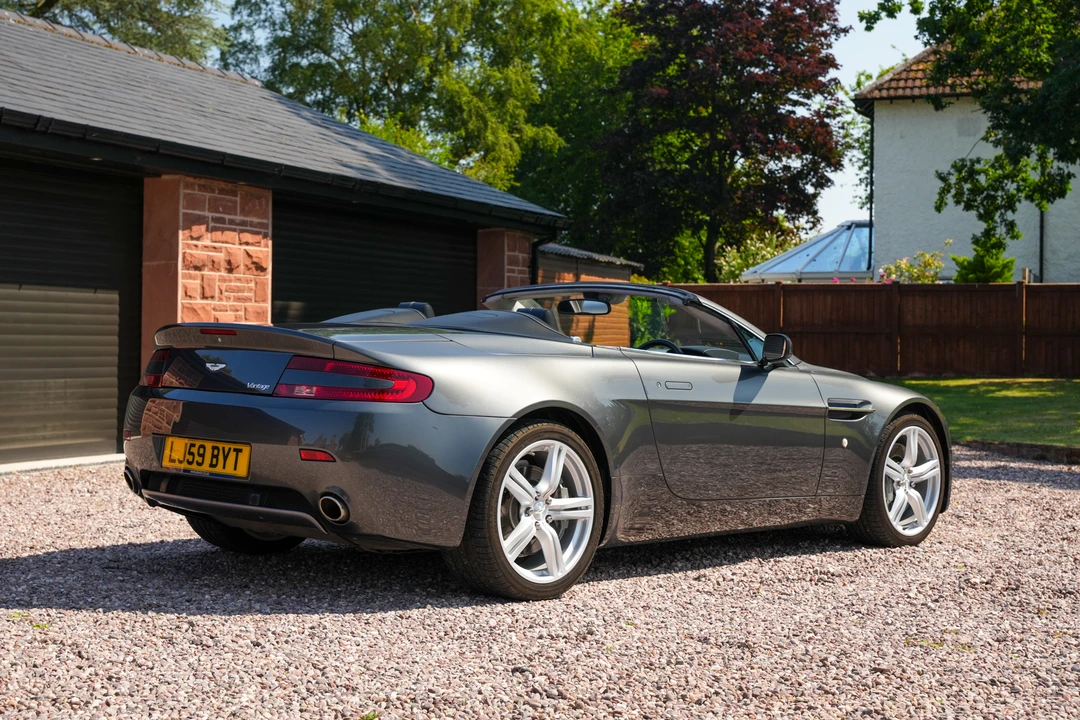 2009 Aston Martin V8 Vantage (2006-2017) - Image 13 of 31