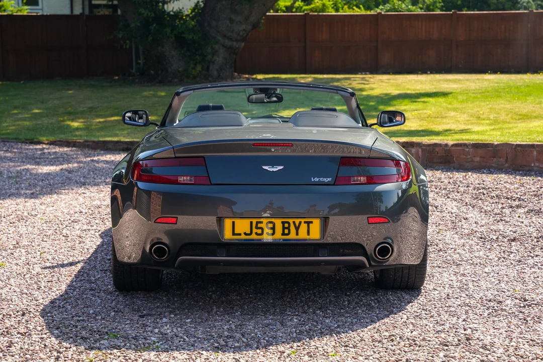 2009 Aston Martin V8 Vantage (2006-2017) - Image 15 of 31