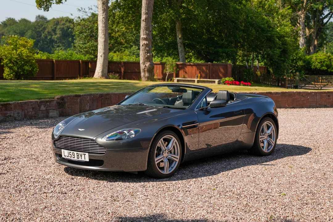 2009 Aston Martin V8 Vantage (2006-2017) - Image 29 of 31