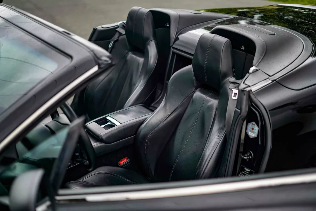 2009 Aston Martin V8 Vantage (2006-2017) - Image 30 of 31