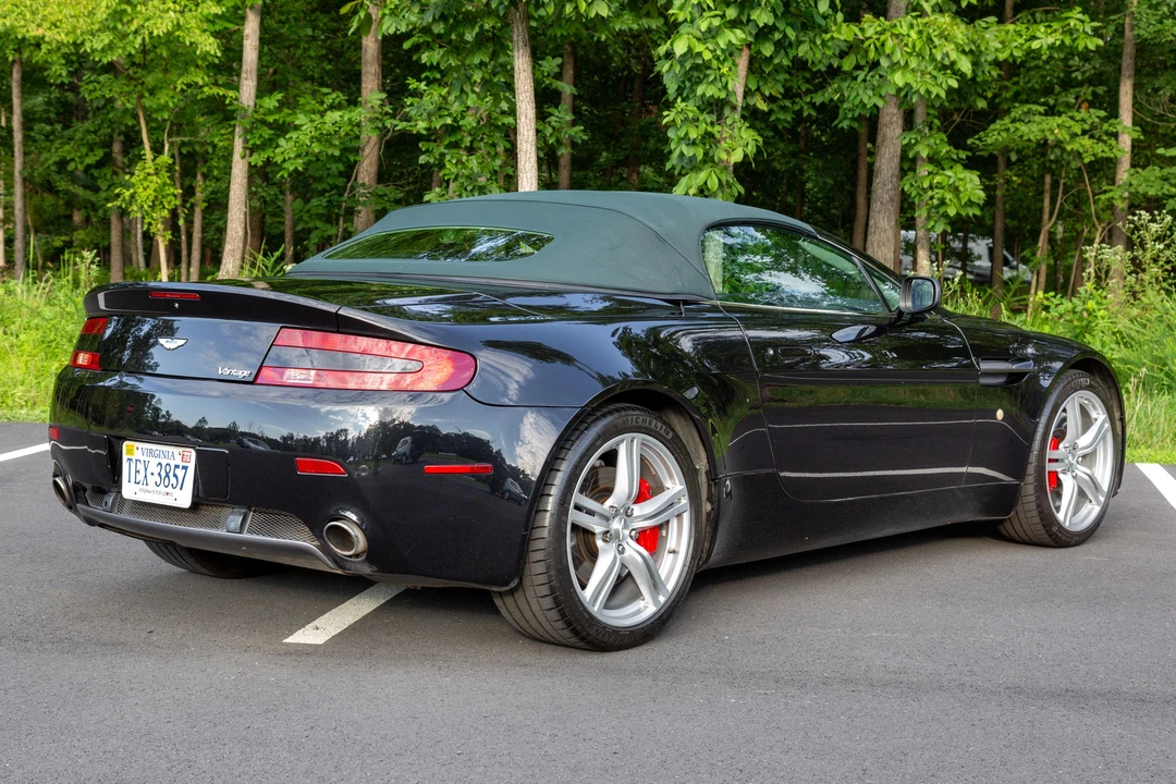 2009 Aston Martin V8 Vantage (2006-2017) - Image 20 of 31