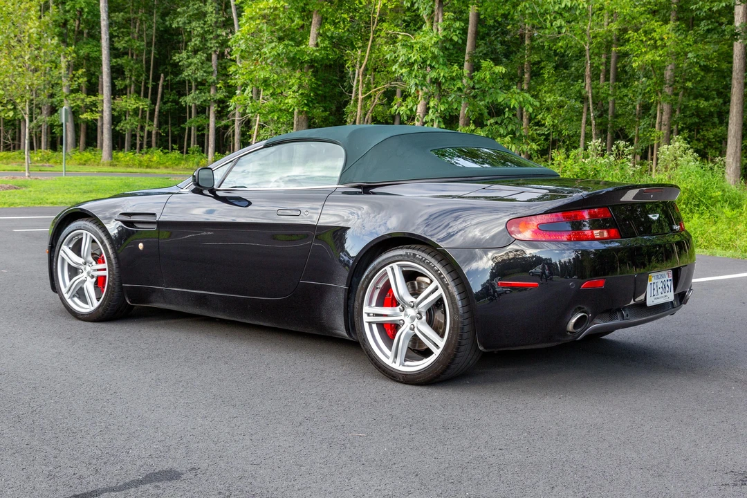 2009 Aston Martin V8 Vantage (2006-2017) - Image 19 of 31