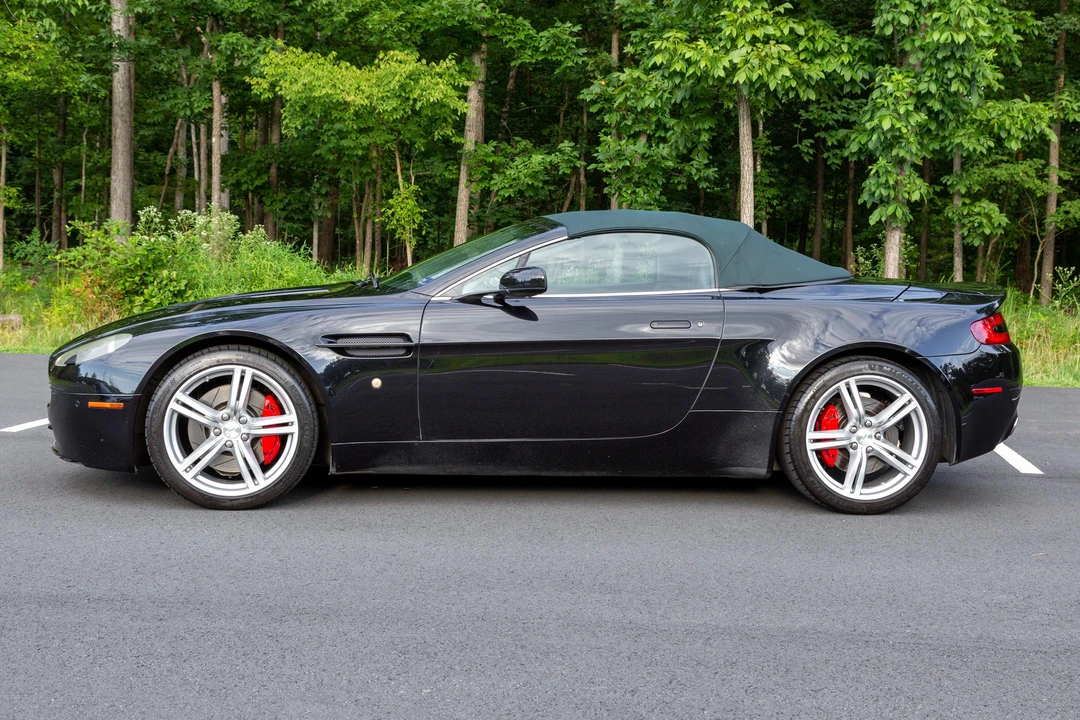 2009 Aston Martin V8 Vantage (2006-2017) - Image 18 of 31