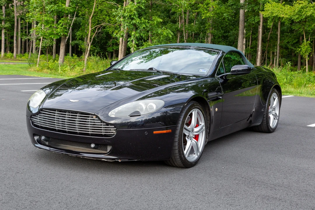 2009 Aston Martin V8 Vantage (2006-2017) - Image 17 of 31