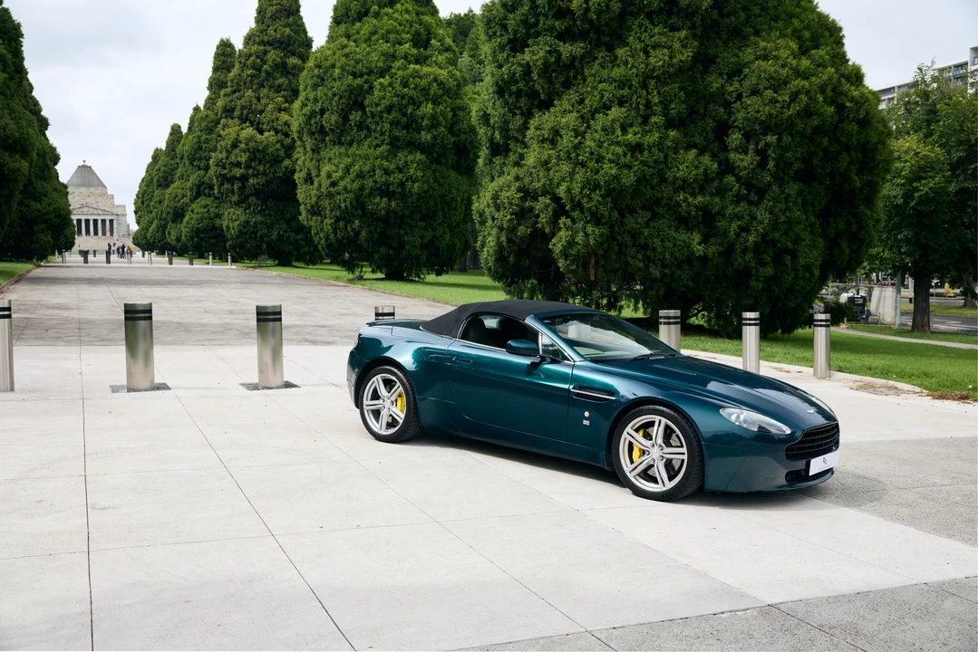 2009 Aston Martin V8 Vantage (2006-2017) - Image 10 of 31