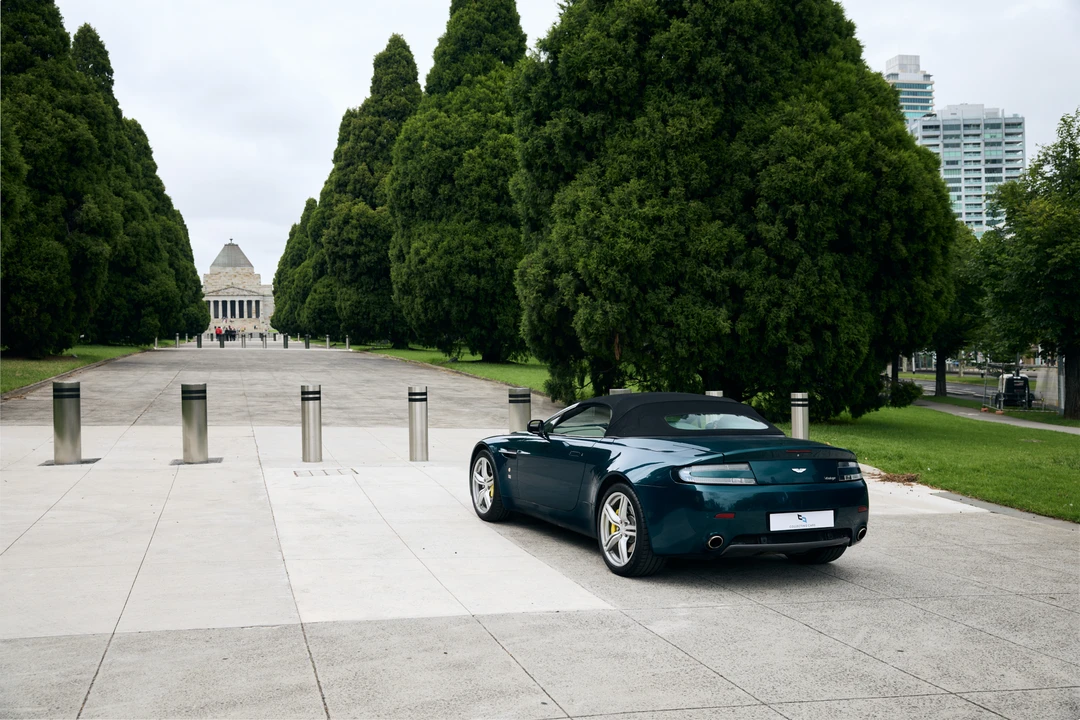 2009 Aston Martin V8 Vantage (2006-2017) - Image 13 of 31