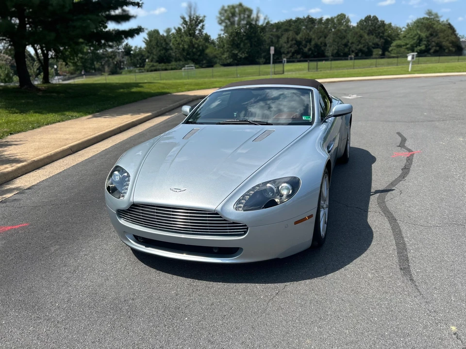 2009 Aston Martin V8 Vantage (2006-2017) - Image 18 of 31
