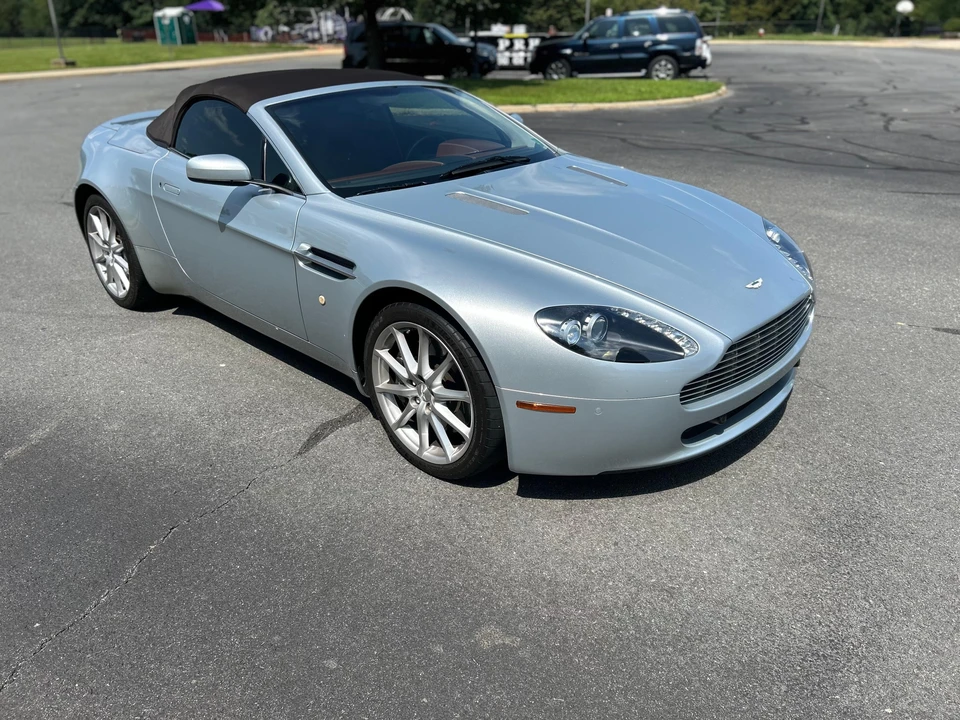 2009 Aston Martin V8 Vantage (2006-2017) - Image 31 of 31