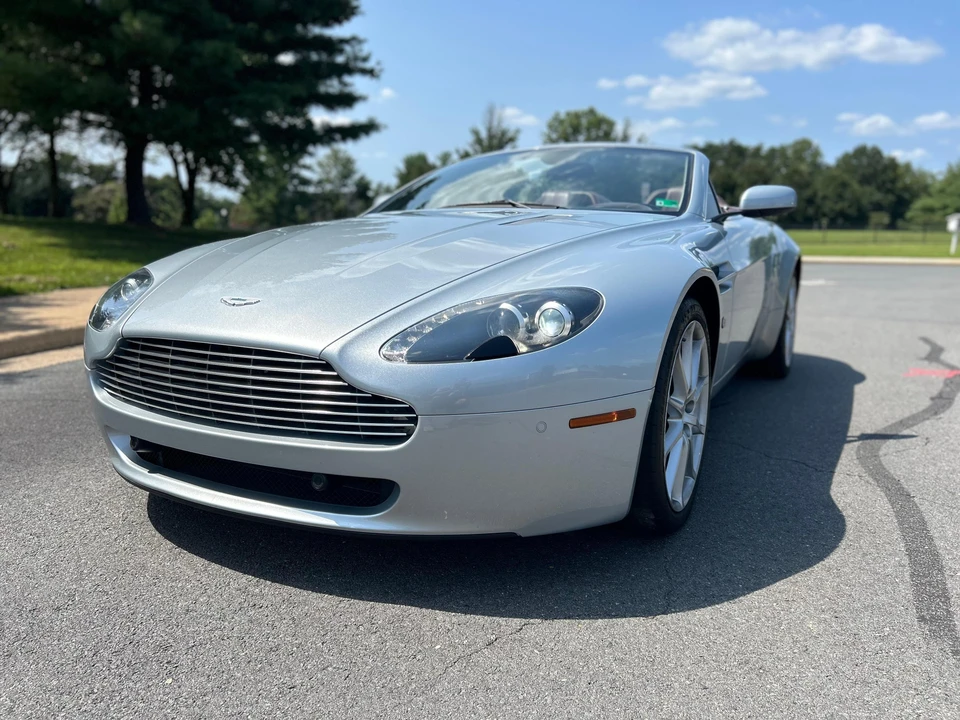 2009 Aston Martin V8 Vantage (2006-2017) - Image 7 of 31
