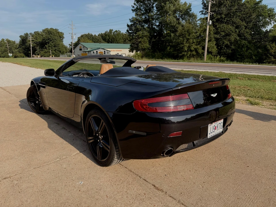 2009 Aston Martin V8 Vantage (2006-2017) - Image 7 of 31