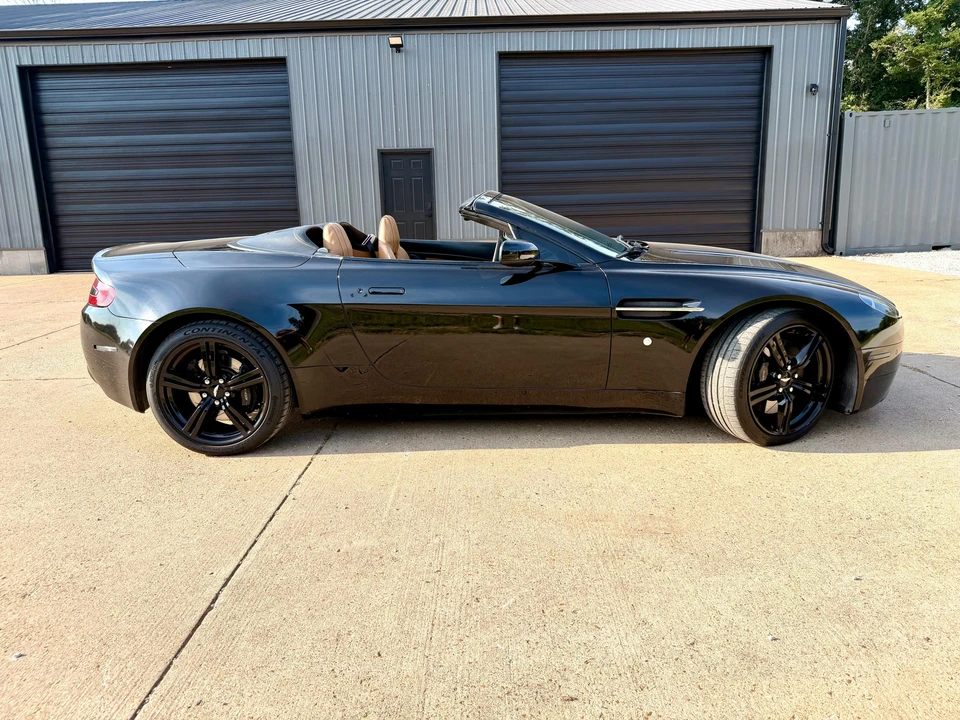 2009 Aston Martin V8 Vantage (2006-2017) - Image 8 of 31