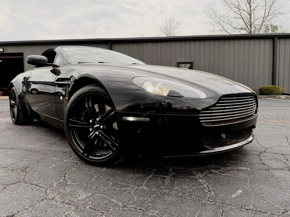 2009 Aston Martin V8 Vantage (2006-2017) - Image 14 of 31