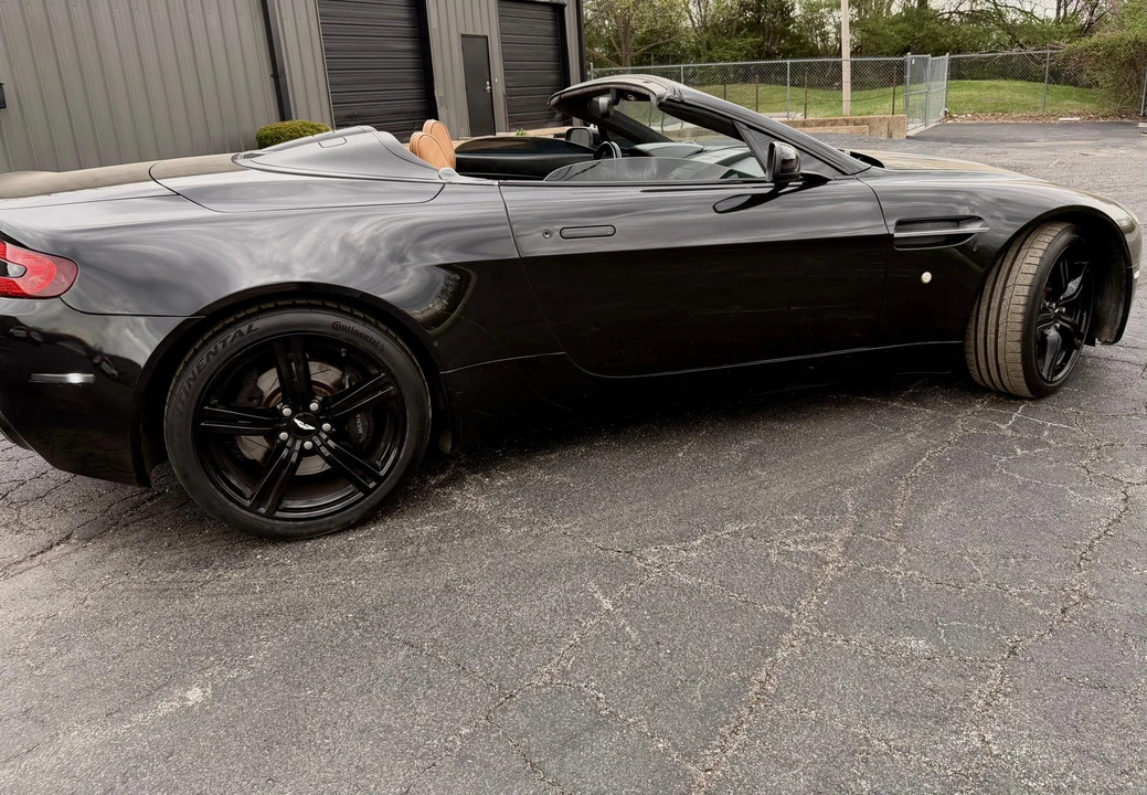 2009 Aston Martin V8 Vantage (2006-2017) - Image 12 of 31